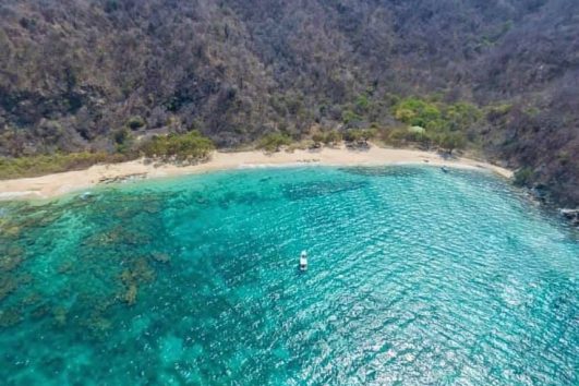 PARQUE TAYRONA (GAYRACA Y PLAYA DEL MEDIO)